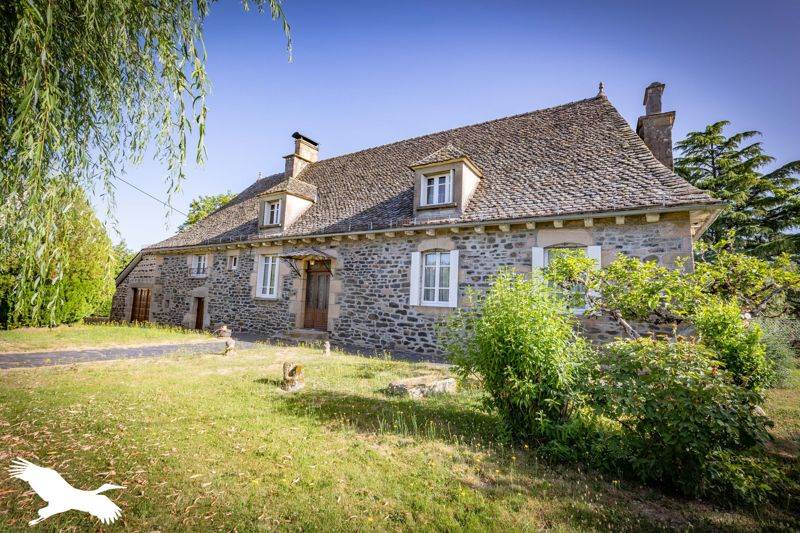 Vente Maison ST JULIEN AUX BOIS - 11 pièces -193 m² - (19220)