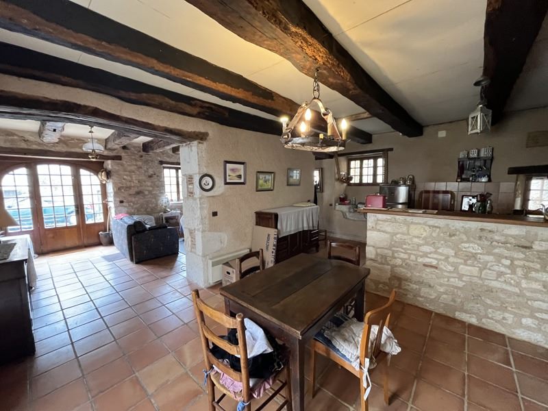 Vente Maison SAUZET - 4 pièces -82 m² - (46140)