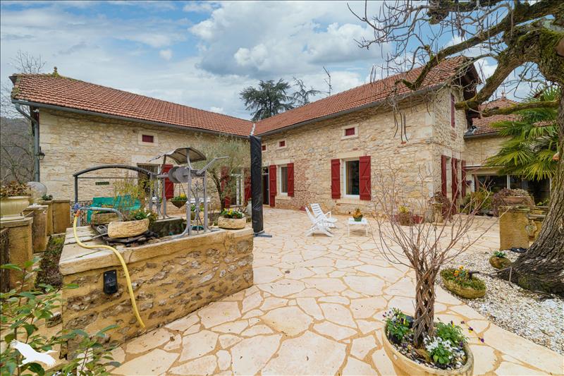 Vente Maison PARNAC - 8 pièces -235 m² - (46140)