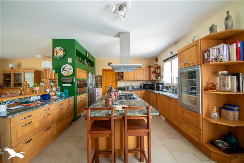 Vente Maison PESCADOIRES - 10 pièces -264 m² - (46220)