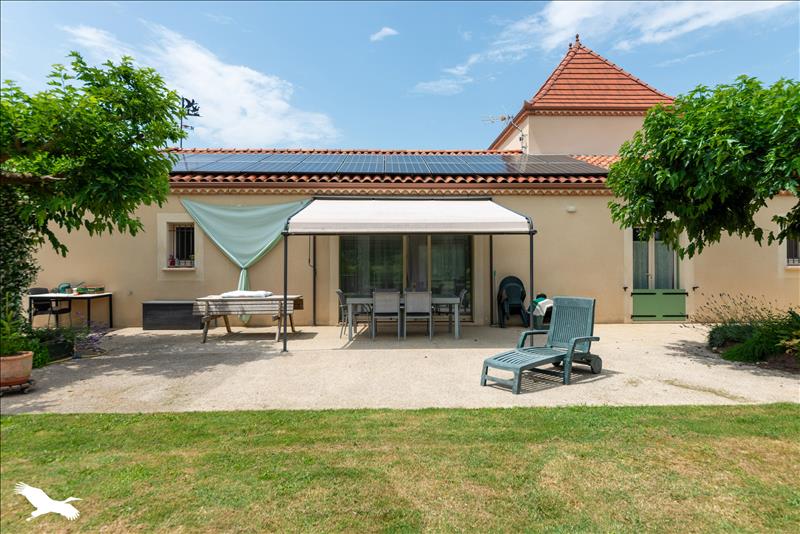 Vente Maison PESCADOIRES - 10 pièces -264 m² - (46220)