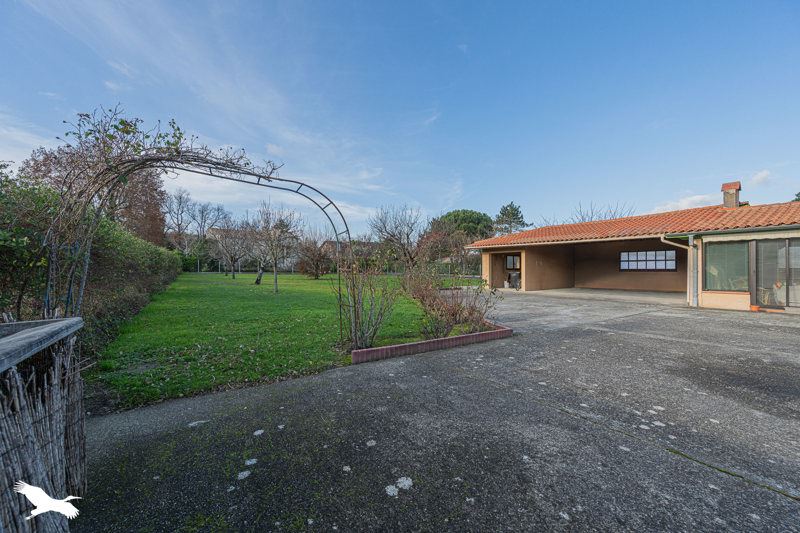 Vente Maison CORNEBARRIEU - 5 pièces -133 m² - (31700)