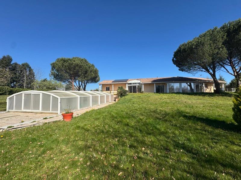 Vente Maison MONTREJEAU - 8 pièces -225 m² - (31210)