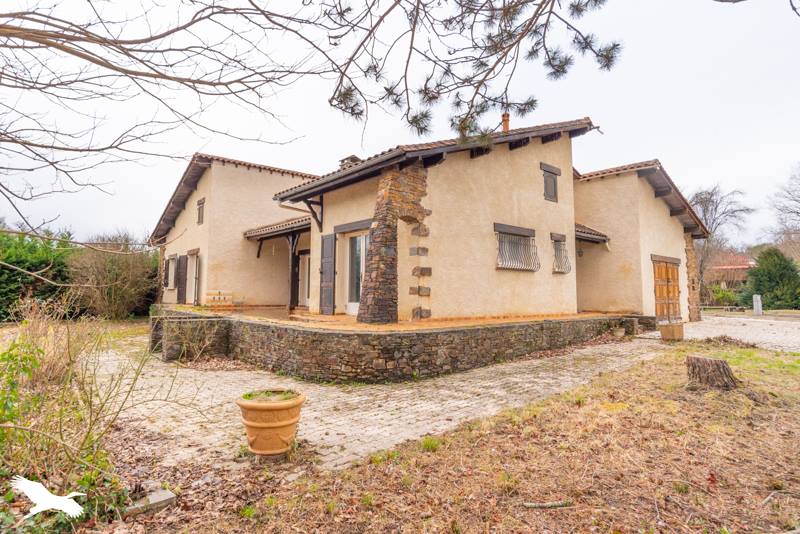 Vente Maison ST PAUL - 7 pièces -208 m² - (65150)