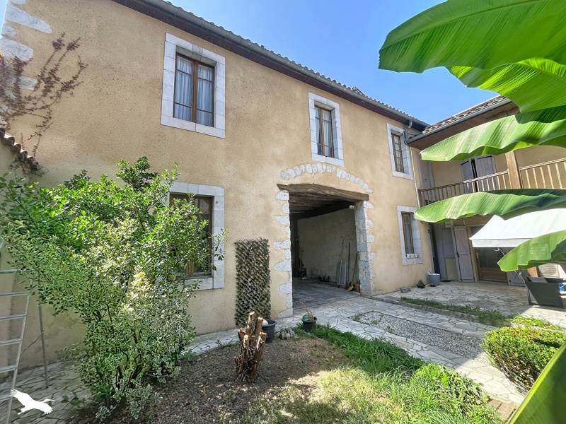 Maison 5 pièces 140 m² · à Montréjeau · 140 m² · 170 000 €