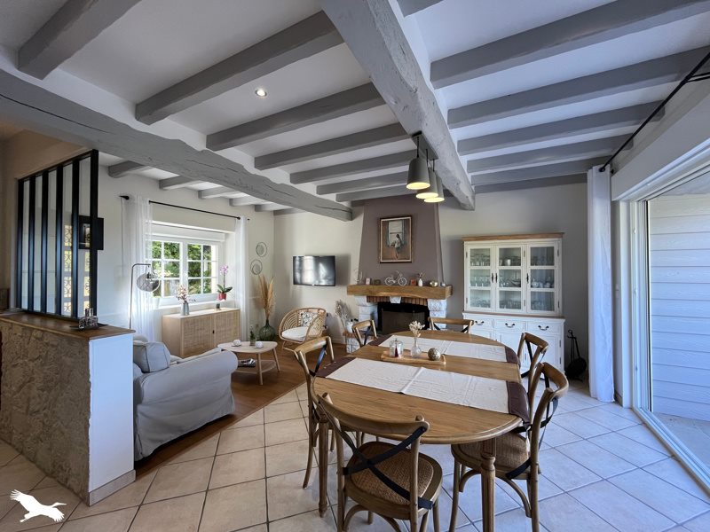 Vente Maison Ardiège - 8 pièces -196 m² - (31210)