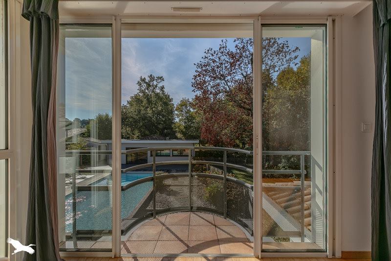 Vente Maison ST JEAN D ILLAC - 8 pièces -350 m² - (33127)