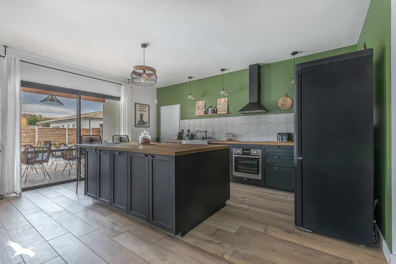 Vente Maison ST JEAN D ILLAC - 5 pièces -132 m² - (33127)