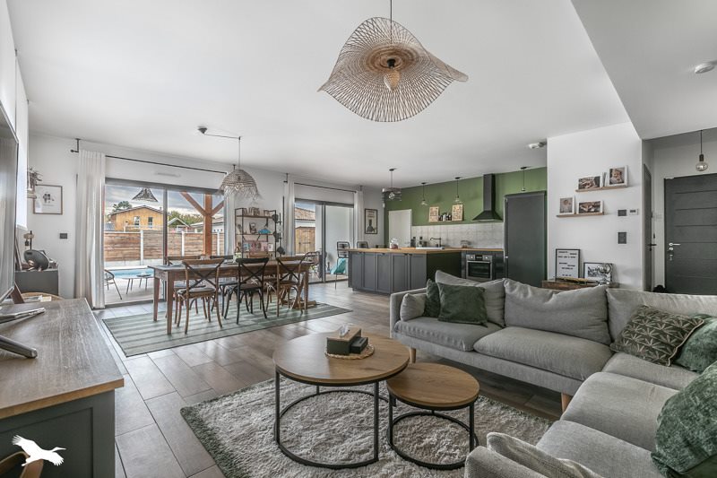 Vente Maison ST JEAN D ILLAC - 5 pièces -132 m² - (33127)