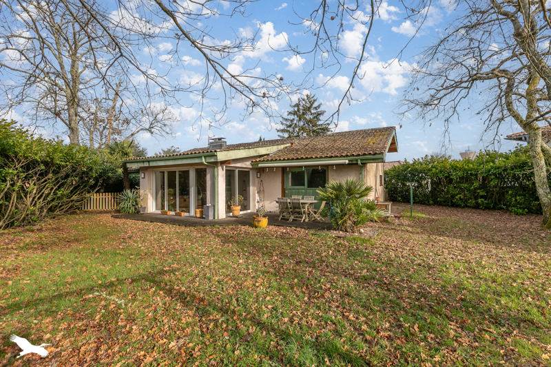 Vente Maison ST JEAN D ILLAC - 6 pièces -155 m² - (33127)