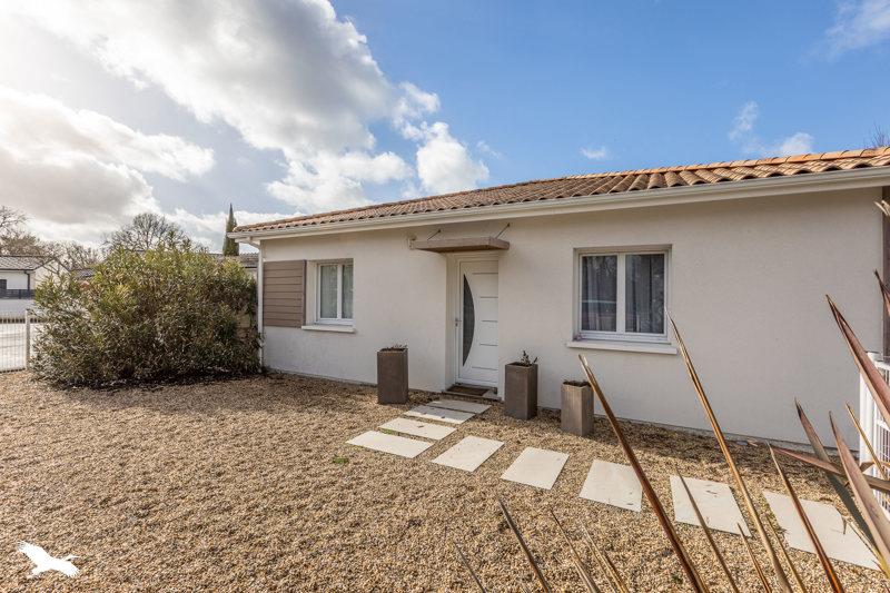 Vente Maison ST JEAN D ILLAC - 3 pièces -80 m² - (33127)