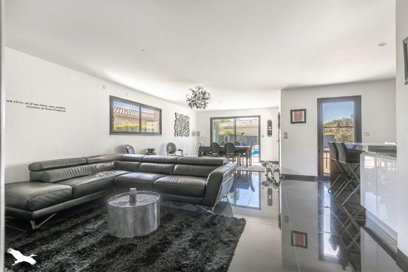 Vente Maison ST JEAN D ILLAC - 4 pièces -98 m² - (33127)