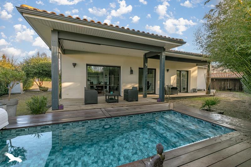 Vente Maison ST JEAN D ILLAC - 3 pièces -119 m² - (33127)
