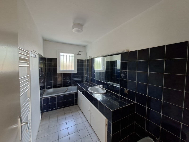 Vente Maison ST JEAN D ILLAC - 4 pièces -93 m² - (33127)