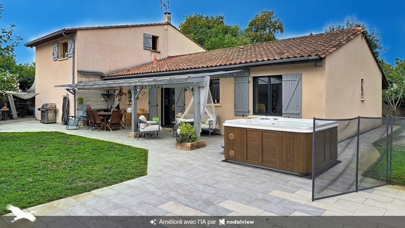Maison 7 pièces 171 m² · à Saint-Jean-d'Illac · 171 m² · 512 000 €