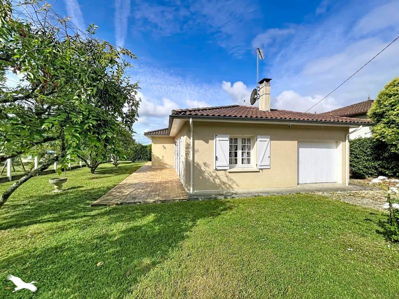 Vente Maison Lestiac-sur-Garonne - 4 pièces -107 m² - (33550)
