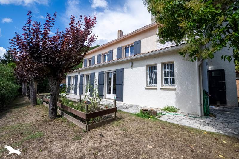 Vente Maison BAURECH - 7 pièces -200 m² - (33880)