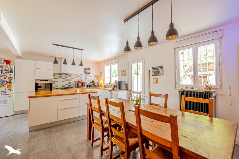 Vente Maison BAURECH - 7 pièces -200 m² - (33880)