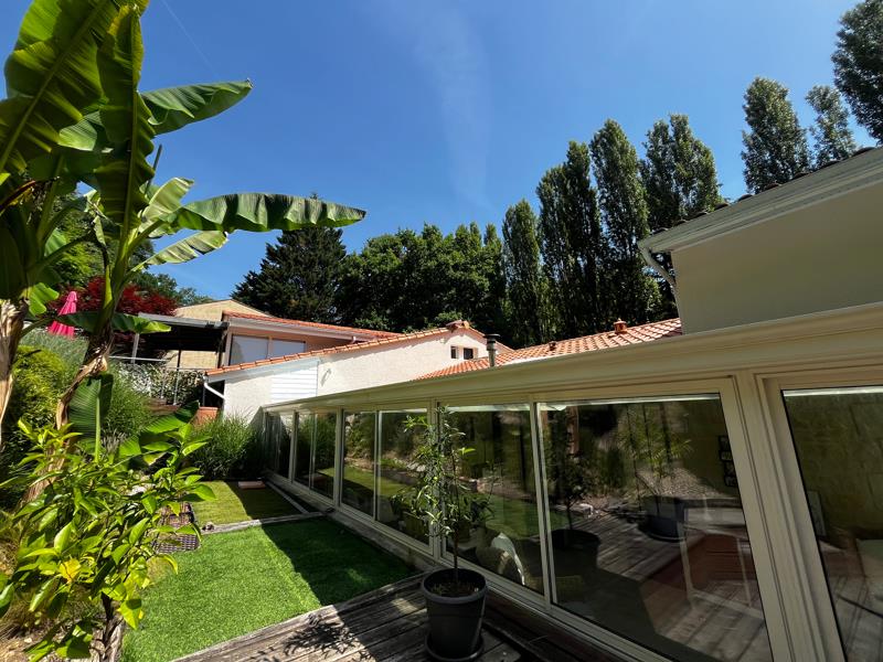 Vente Maison TABANAC - 8 pièces -230 m² - (33550)