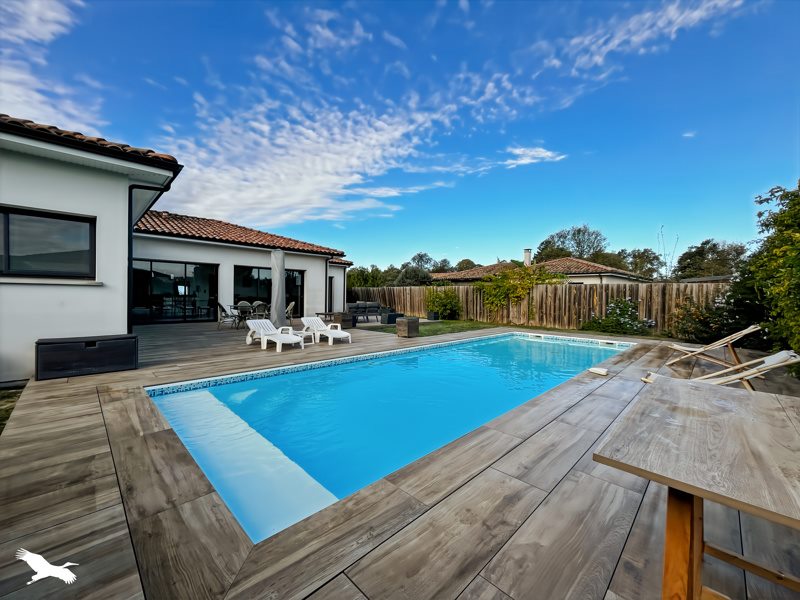 Vente Maison Cambes - 5 pièces -181 m² - (33880)