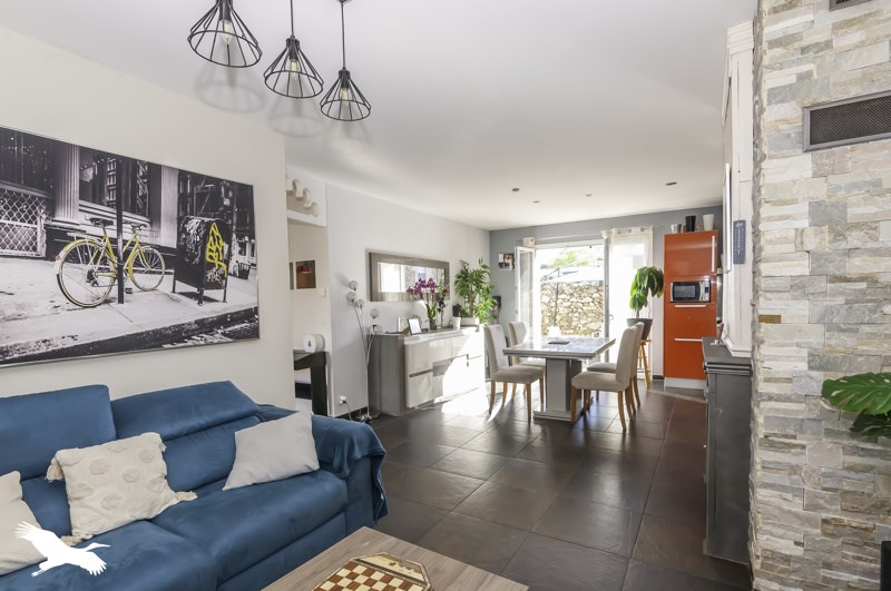 Vente Maison POUSSAN - 6 pièces -122 m² - (34560)