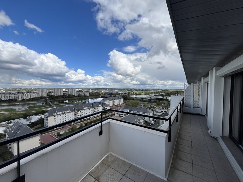 Vente Appartement TOURS - 2 pièces -67 m² - (37200)