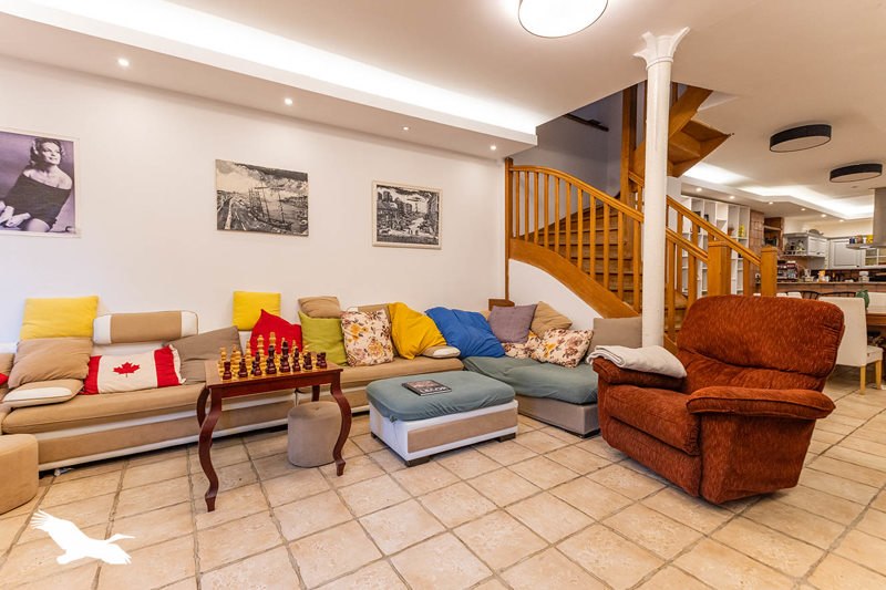 Vente Appartement BAGNERES DE BIGORRE - 7 pièces -242 m² - (65200)