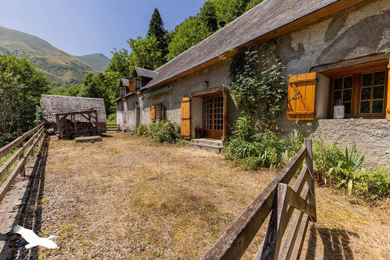 Vente Grange CAMPAN - 4 pièces -200 m² - (65710)