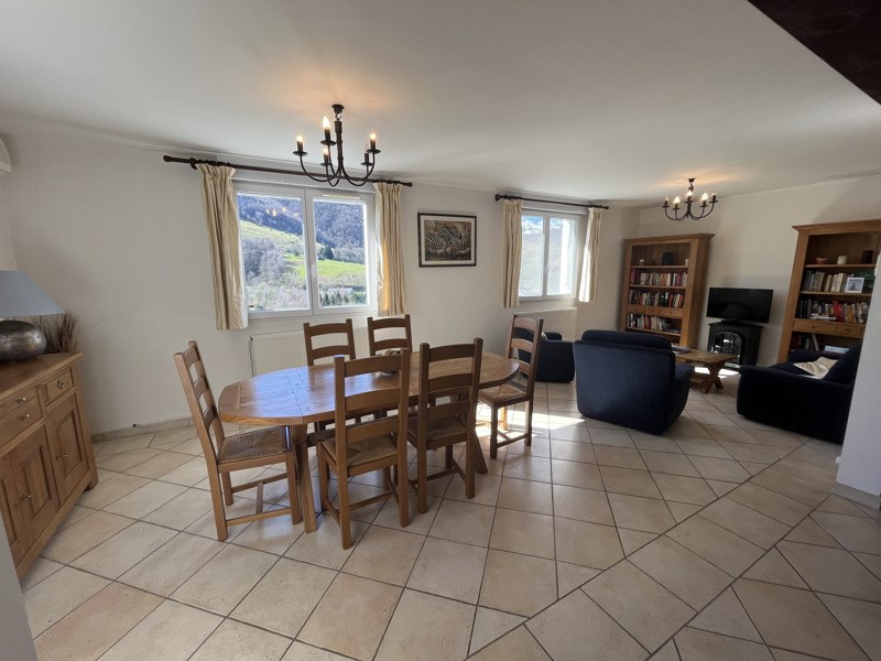 Vente Maison LABASSERE - 8 pièces -207 m² - (65200)