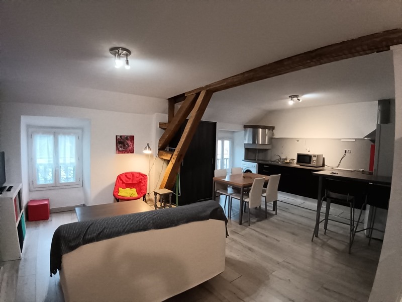 Vente Appartement BAGNERES DE BIGORRE - 2 pièces -57 m² - (65200)