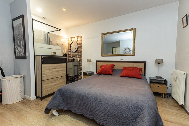 Vente Appartement BAGNERES DE BIGORRE - 2 pièces -75 m² - (65200)