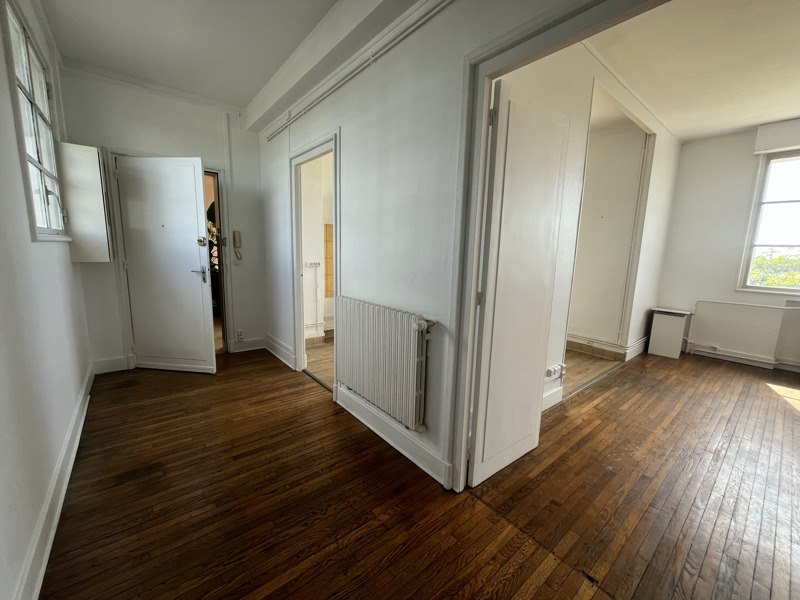 Vente Appartement ALLOUIS - 4 pièces -78 m² - (18500)
