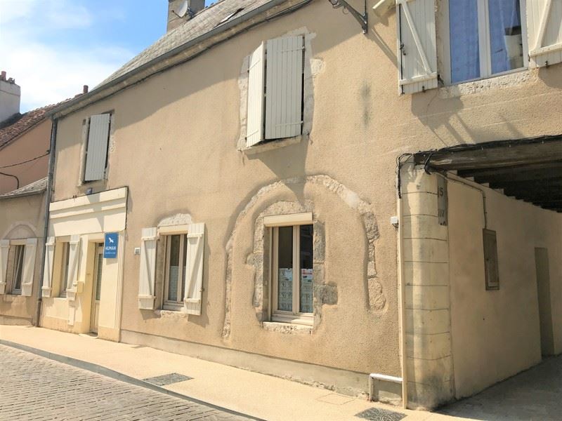 Vente Maison MEHUN SUR YEVRE - 8 pièces -207 m² - (18500)