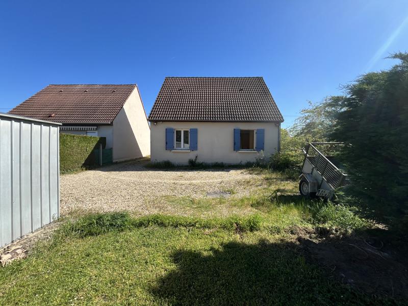 Maison 4 pièces 83 m² · à Mehun-sur-Yèvre · 83 m² · 142 000 €