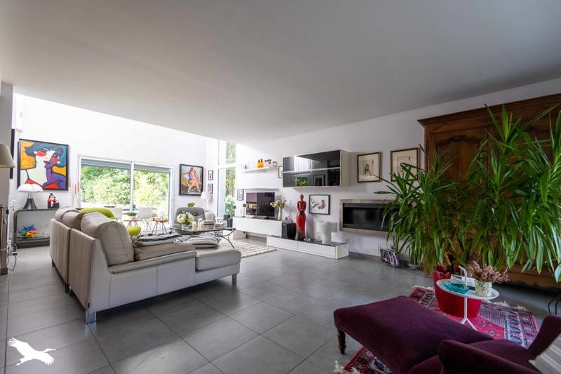 Vente Maison MEHUN SUR YEVRE - 7 pièces -205 m² - (18500)