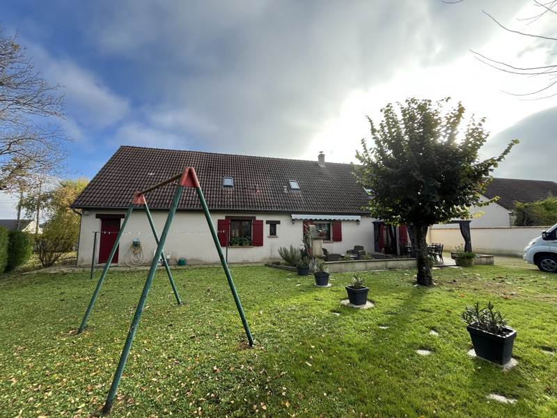 Vente Maison MEHUN SUR YEVRE - 6 pièces -145 m² - (18500)