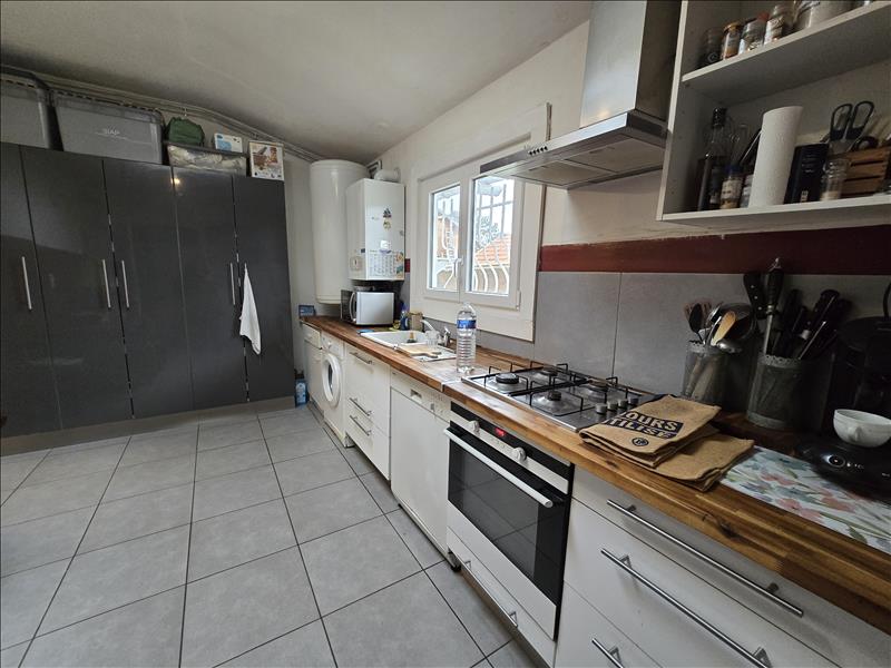 Vente Maison POMPIGNAC - 4 pièces -90 m² - (33370)