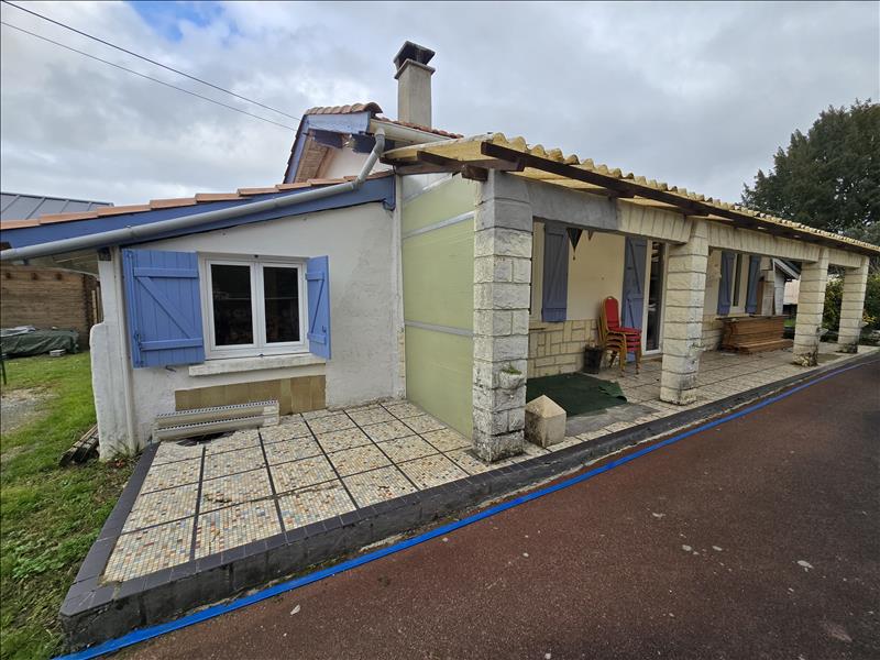 Vente Maison POMPIGNAC - 4 pièces -90 m² - (33370)