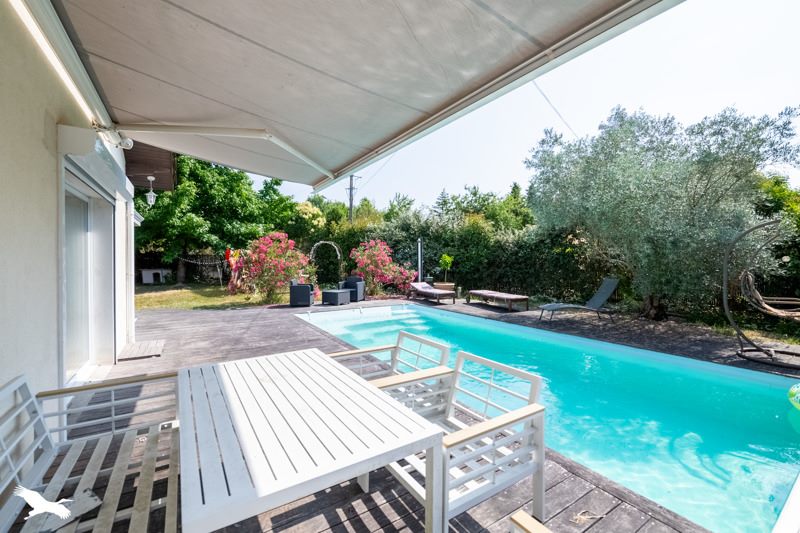 Vente Maison SALLEBOEUF - 6 pièces -142 m² - (33370)