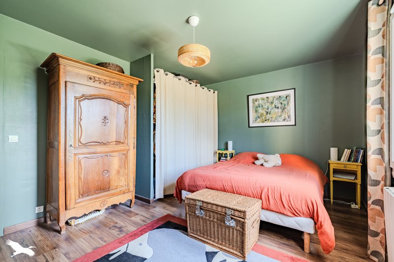 Vente Maison POMPIGNAC - 7 pièces -145 m² - (33370)