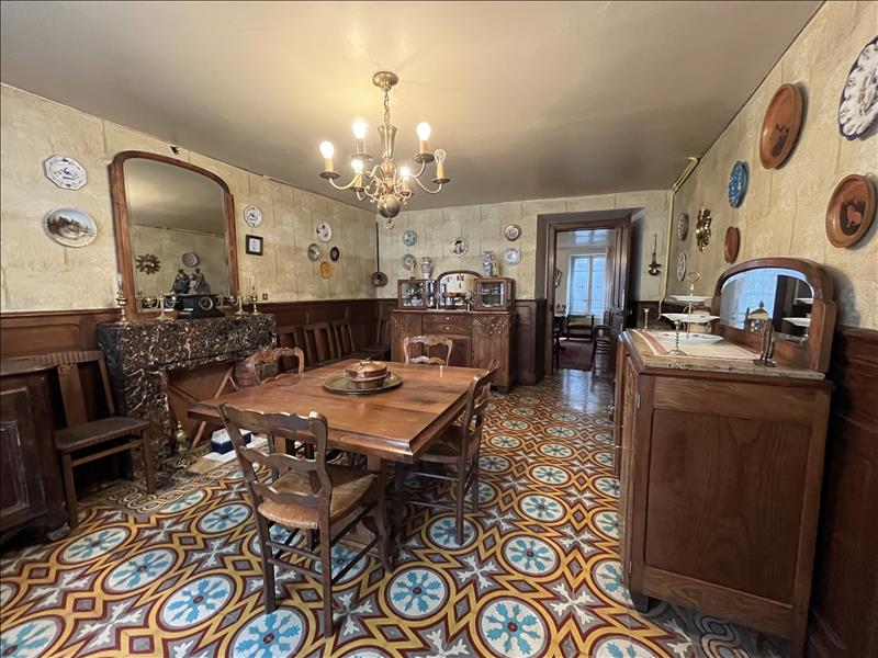 Vente Maison MONTREDON LABESSONNIE - 9 pièces -213 m² - (81360)