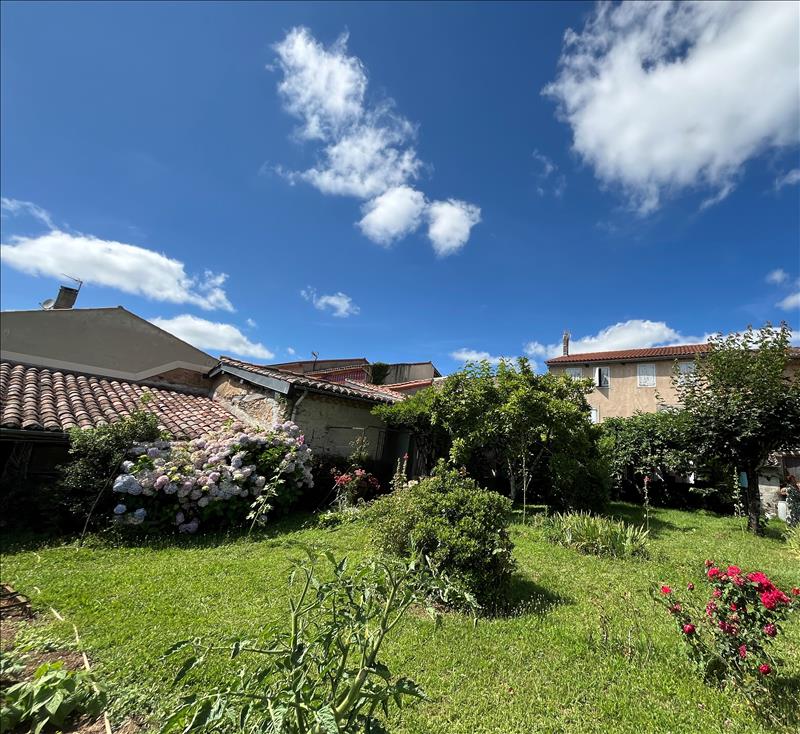 Vente Maison MONTREDON LABESSONNIE - 9 pièces -213 m² - (81360)