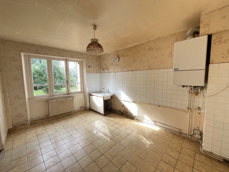 Vente Maison LES SALLES LAVAUGUYON - 8 pièces -158 m² - (87440)