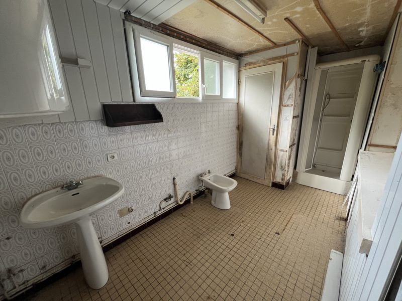 Vente Maison LES SALLES LAVAUGUYON - 8 pièces -158 m² - (87440)