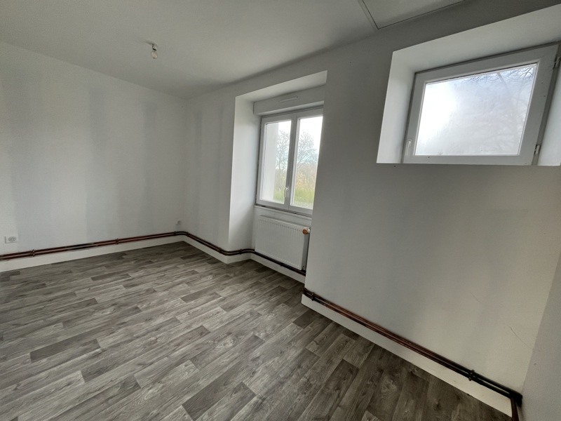 Vente Maison LES SALLES LAVAUGUYON - 8 pièces -158 m² - (87440)