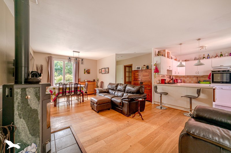 Vente Maison LES SALLES LAVAUGUYON - 7 pièces -130 m² - (87440)