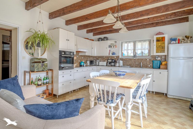 Vente Maison CHABANAIS - 7 pièces -151 m² - (16150)