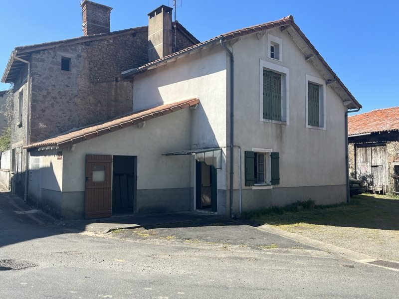 Maison 4 pièces 66 m² · à Chassenon · 66 m² · 66 780 €
