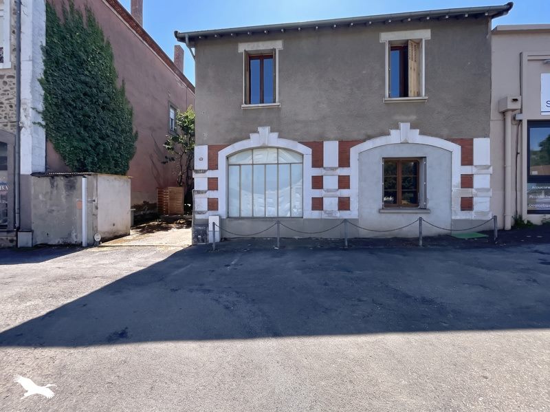 Maison 6 pièces 83 m² · à Rochechouart · 83 m² · 103 740 €