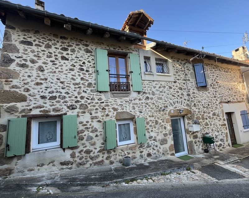 Maison 10 pièces 172 m² · à Rochechouart · 172 m² · 159 900 €